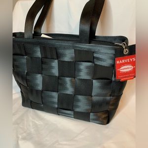 Harvey’s The Original Seatbelt Bag